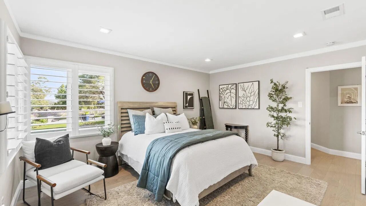 Photo of Bedroom in Chabot Park