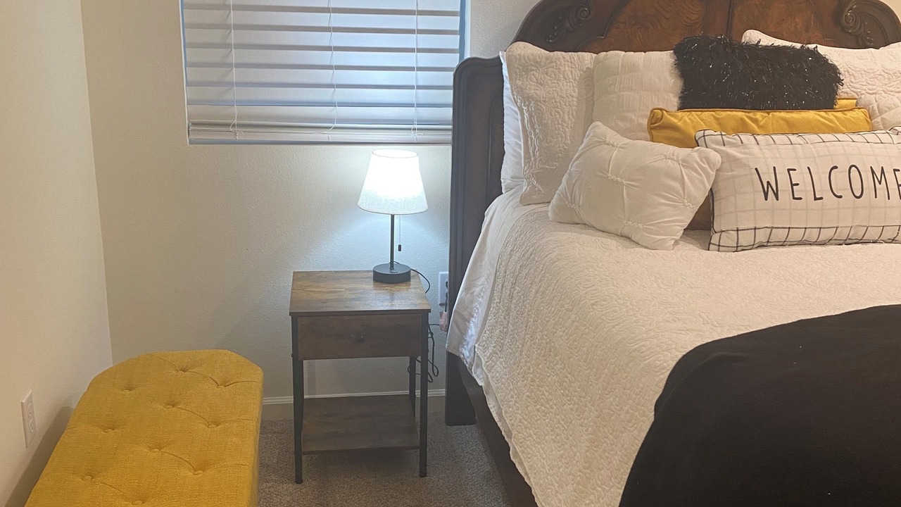 Photo of Bedroom in Palmdale