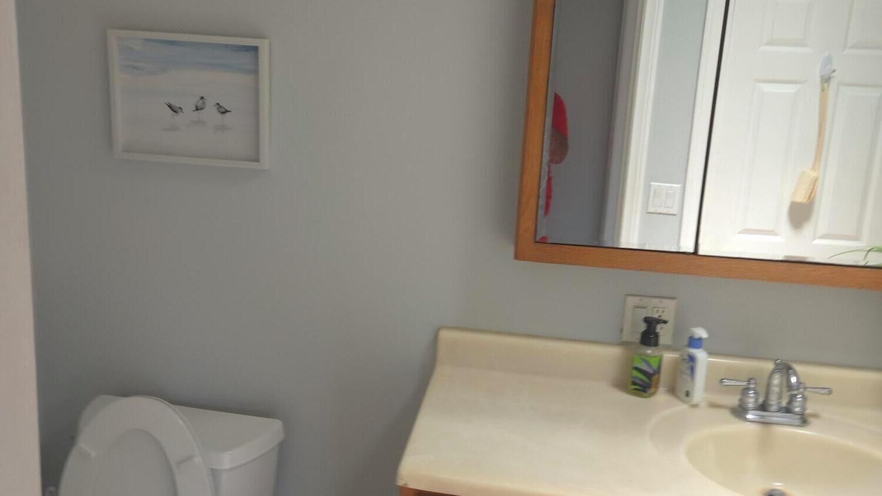 Photo of Bathroom in Lincoln Acres