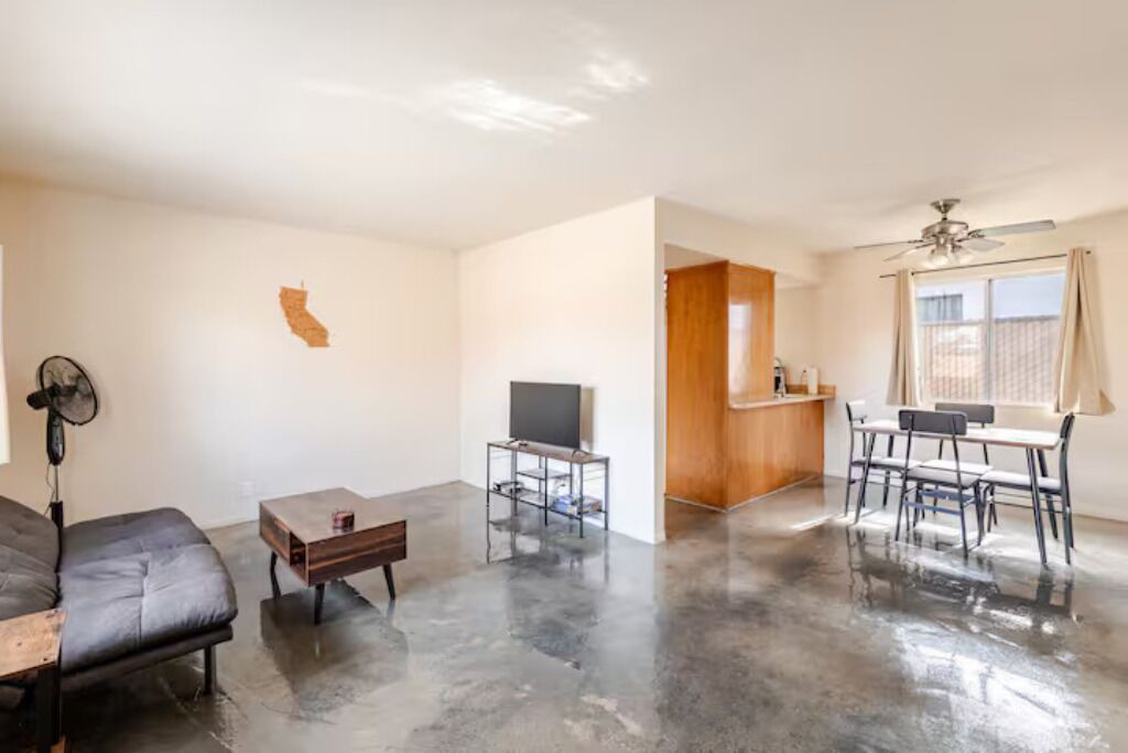 Photo of Livingroom in Yucca Valley