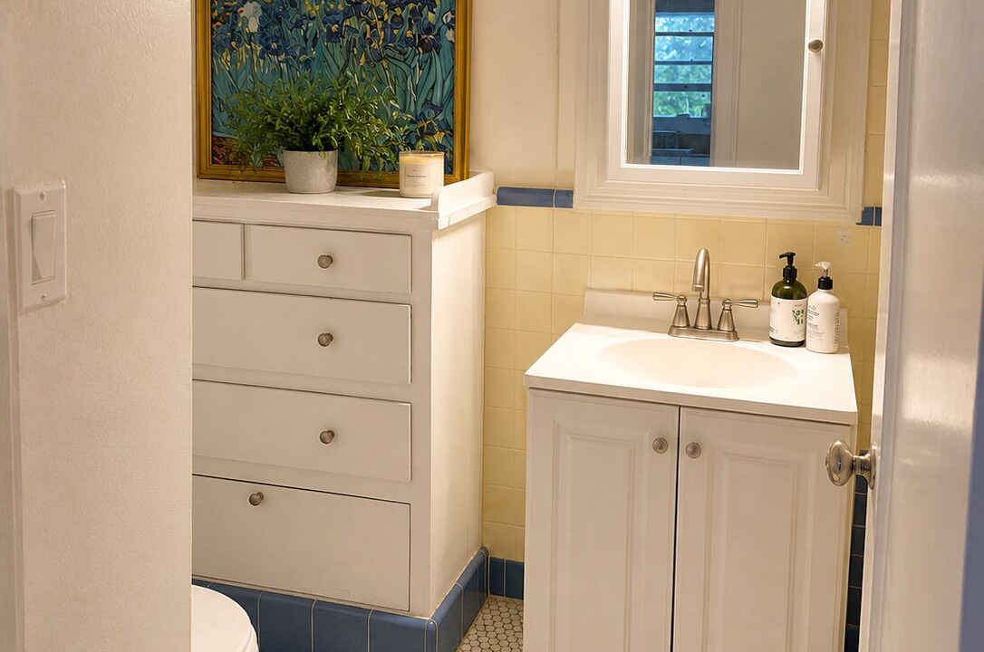Photo of Bathroom in Sunset Junction