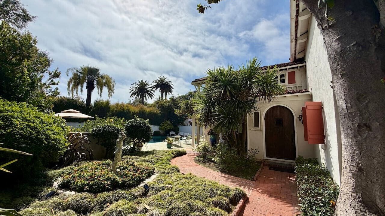 Photo of Outdoor in Santa Monica Canyon