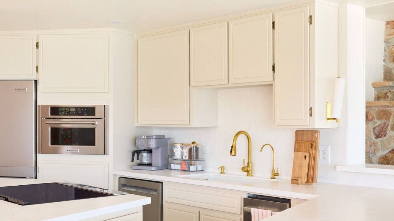 Photo of Kitchen in Clearlake