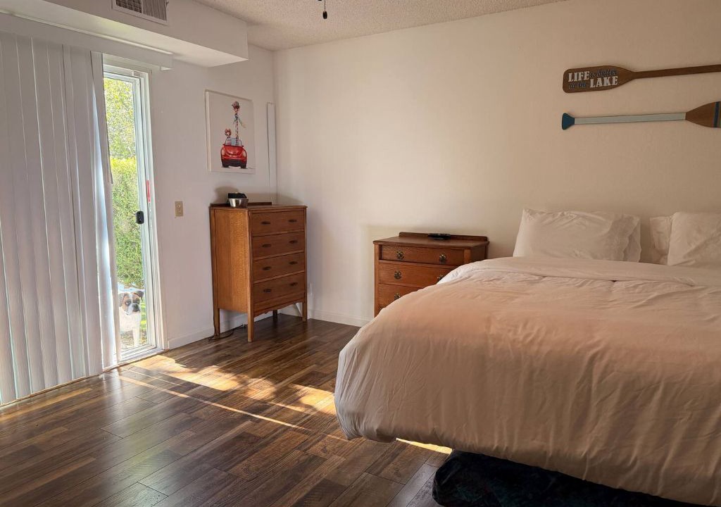 Photo of Bedroom in Oroville East