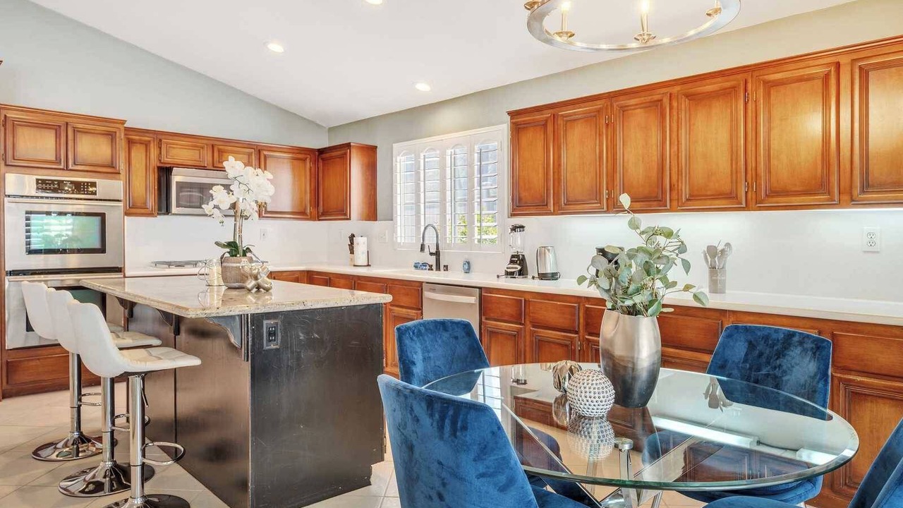 Photo of Kitchen in Corona