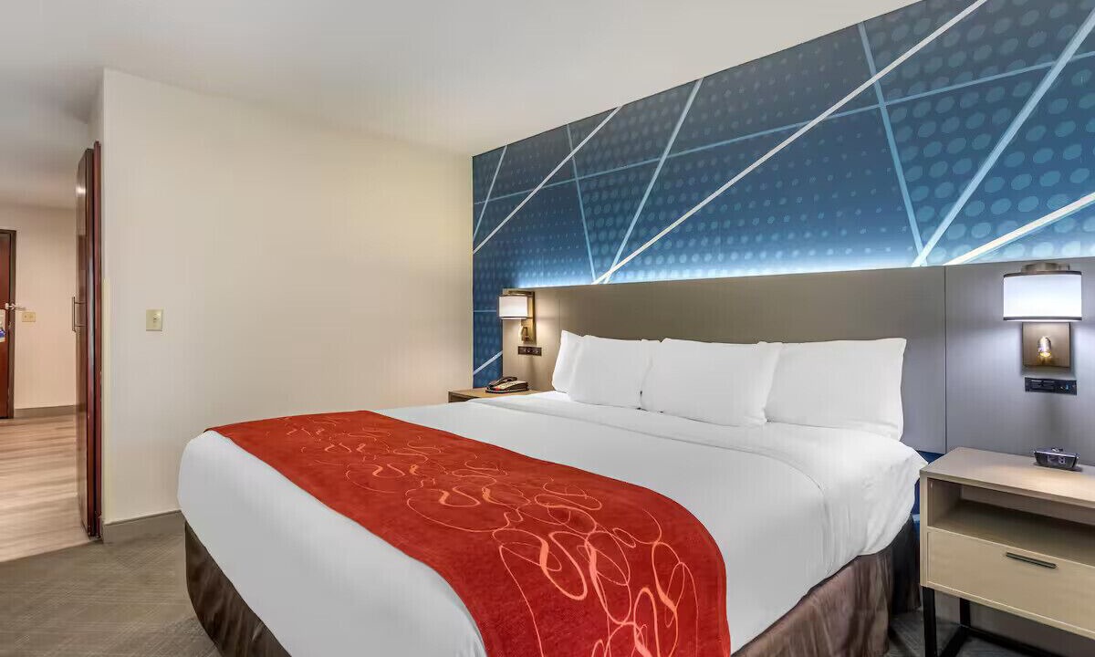Photo of Bedroom in Downtown Sacramento
