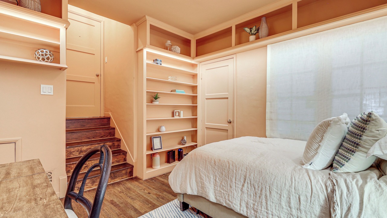 Photo of Bedroom in Los Angeles