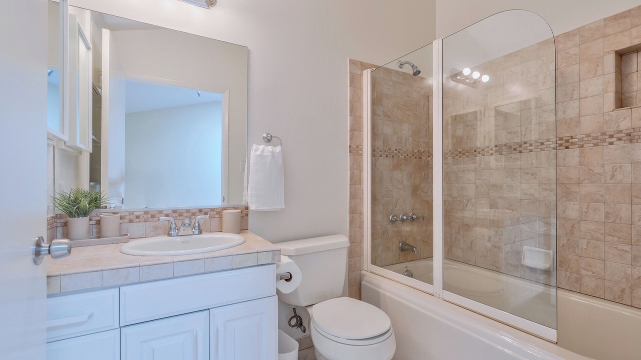 Photo of Bathroom in Ocean Park