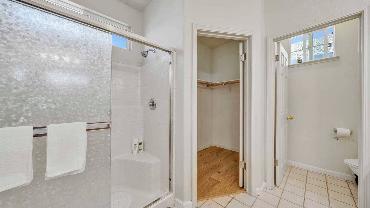 Photo of Bathroom in West Alameda
