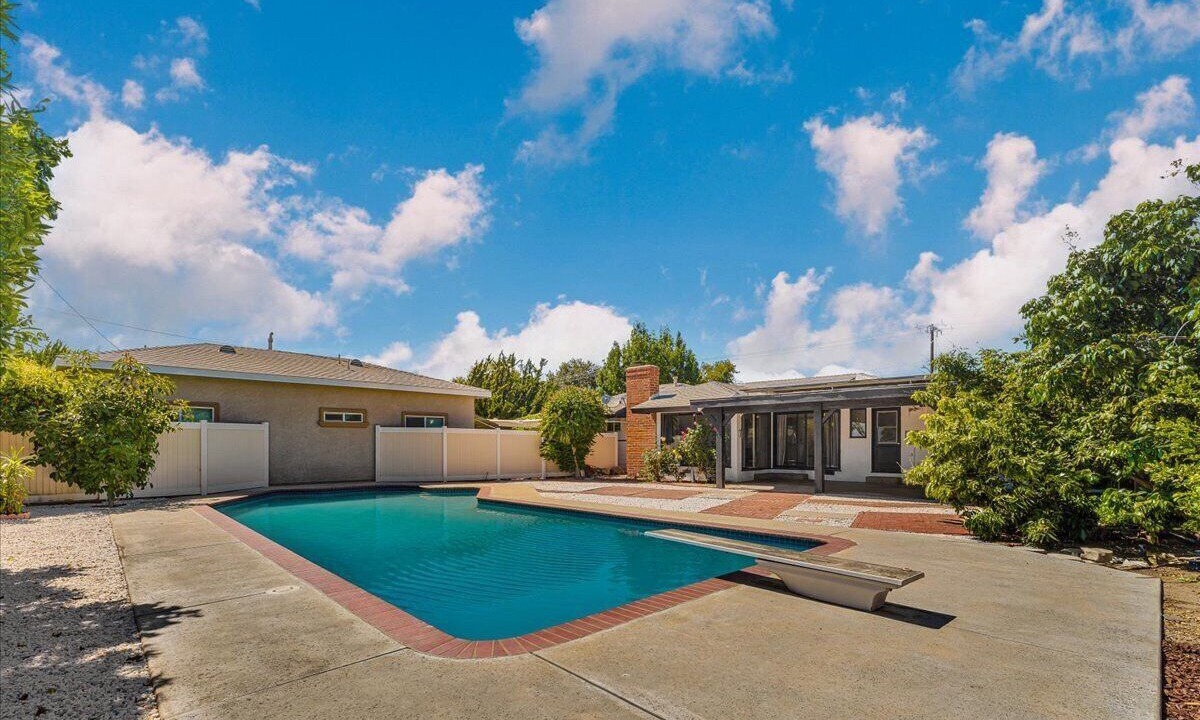 Photo of Outdoor in Rustic Lane