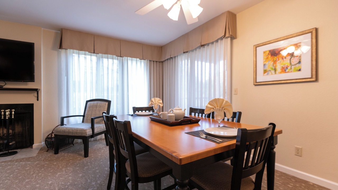 Photo of Livingroom in San Diego Country Estates