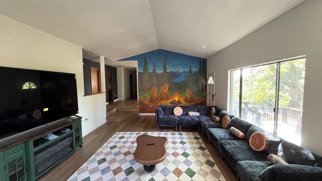 Photo of Livingroom in Murphys