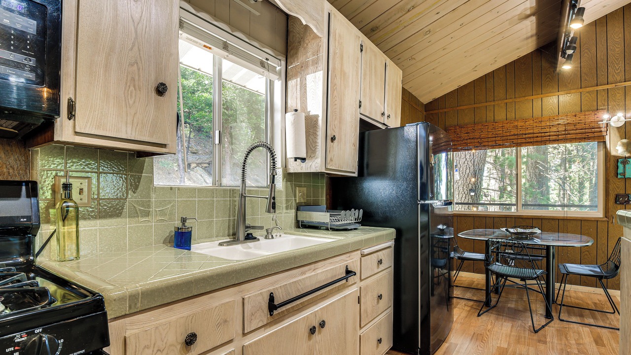 Photo of Kitchen in Crestline