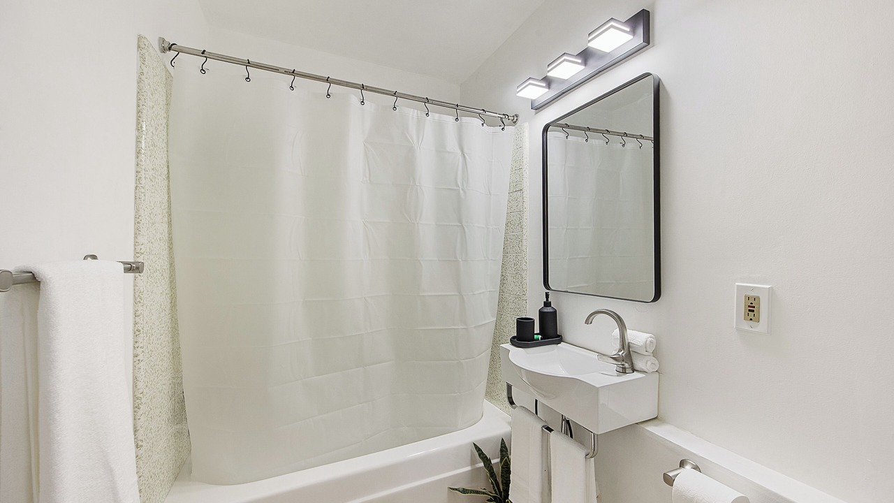 Photo of Bathroom in Sunset Park