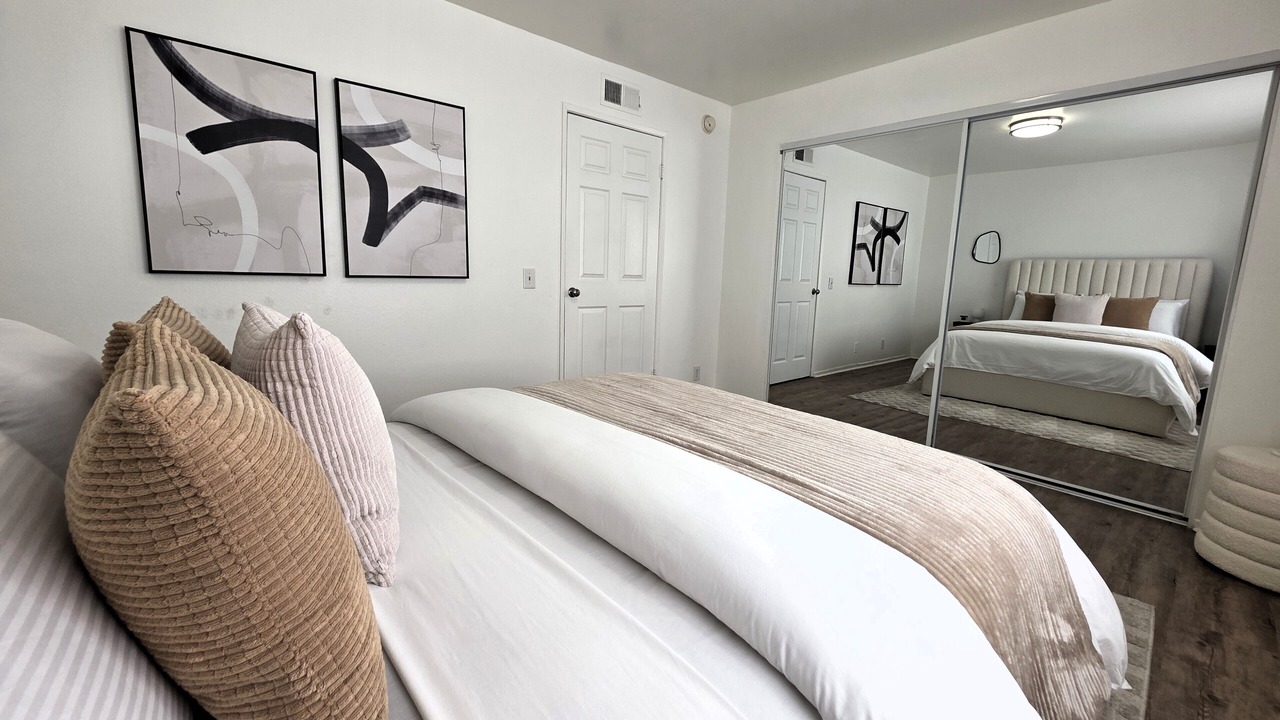 Photo of Bedroom in Beverly Hills