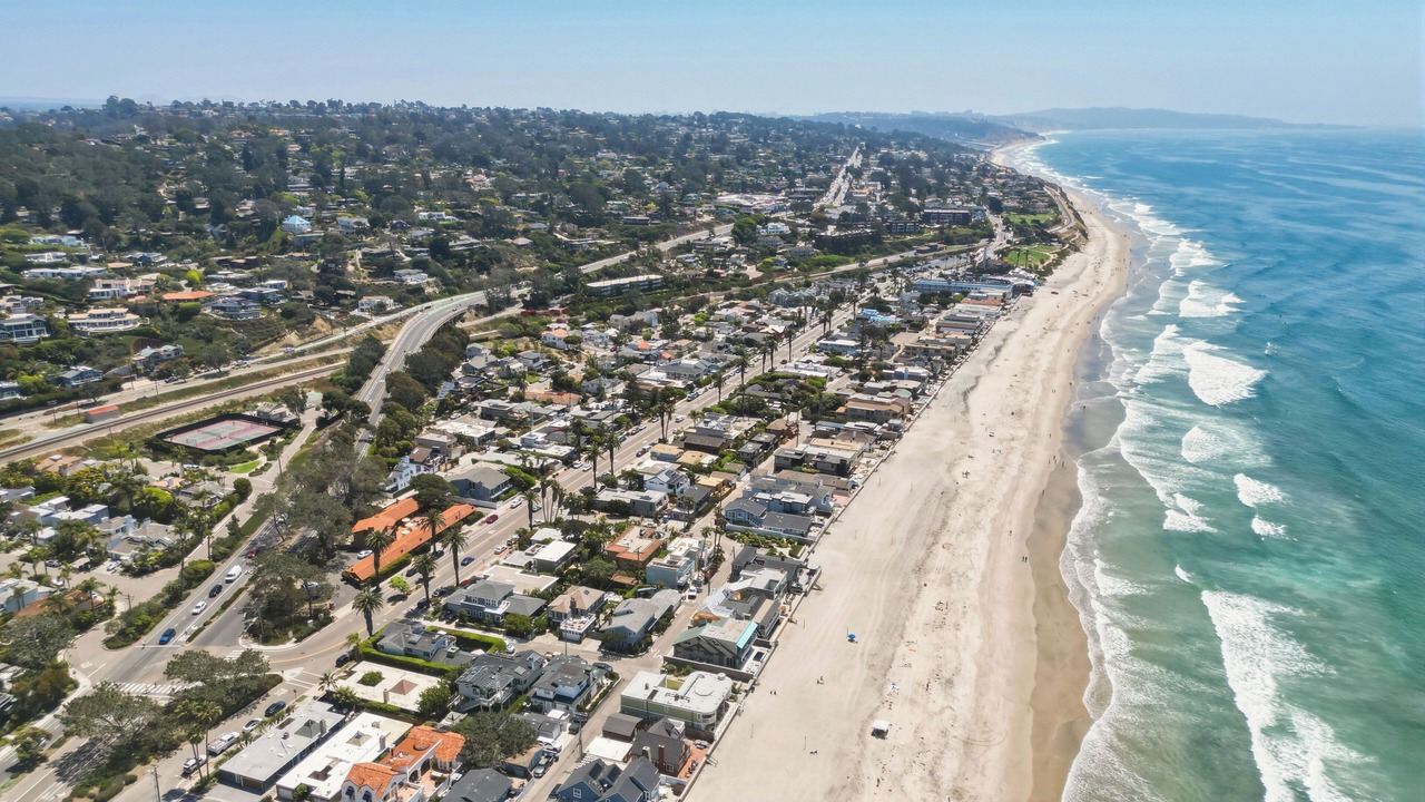 Photo of Others in Del Mar