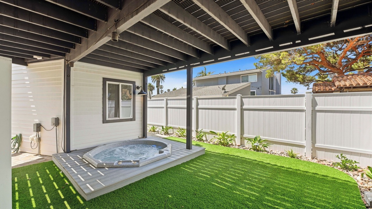 Photo of Patio Balcony in Del Mar