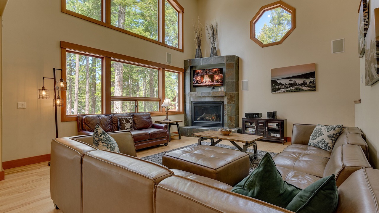 Photo of Livingroom in Country Club Estates