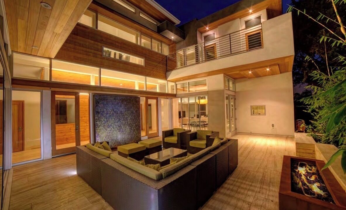 Photo of Patio Balcony in Culver - West