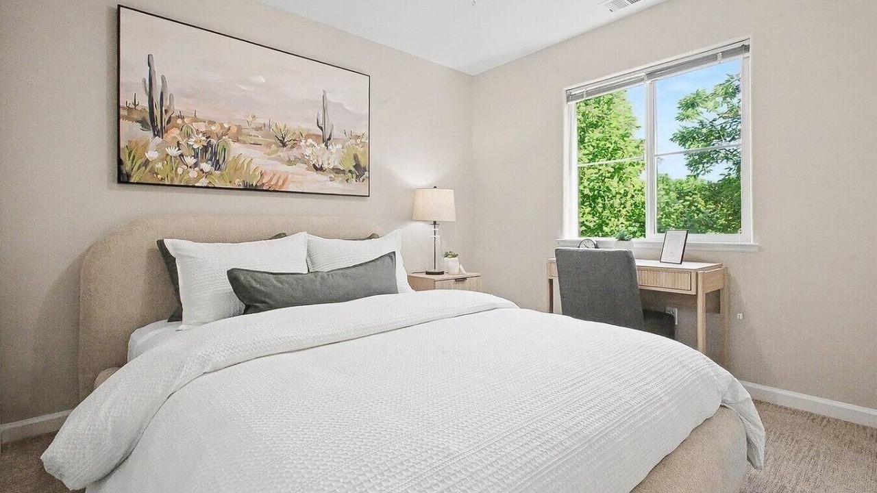 Photo of Bedroom in Davis