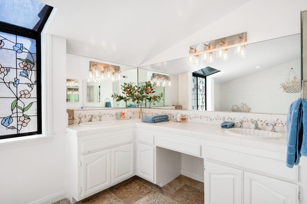 Photo of Bathroom in Hollywood Beach
