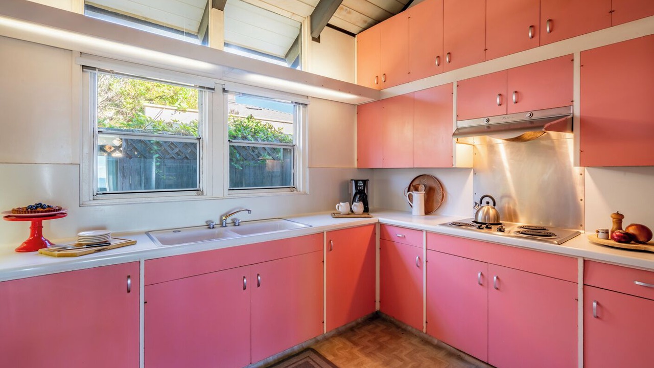 Photo of Kitchen in Pierpont Bay