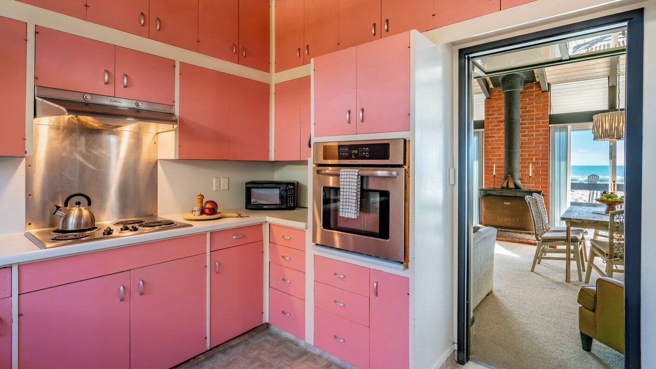 Photo of Kitchen in Pierpont Bay