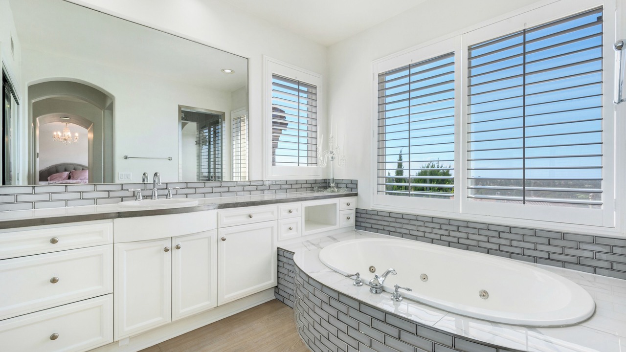 Photo of Bathroom in Newport Coast