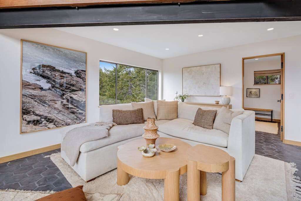 Photo of Bedroom in Gualala