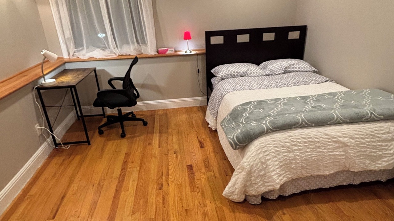 Photo of Bedroom in Outer Richmond