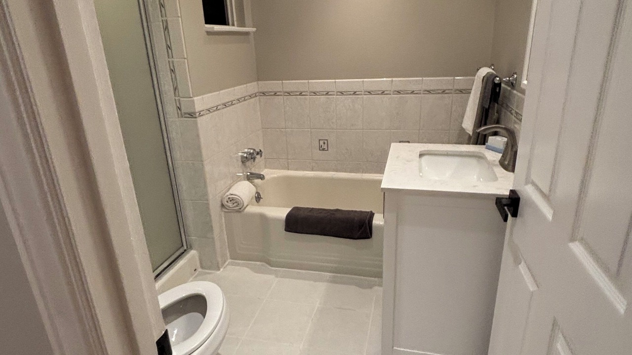 Photo of Bathroom in Outer Richmond