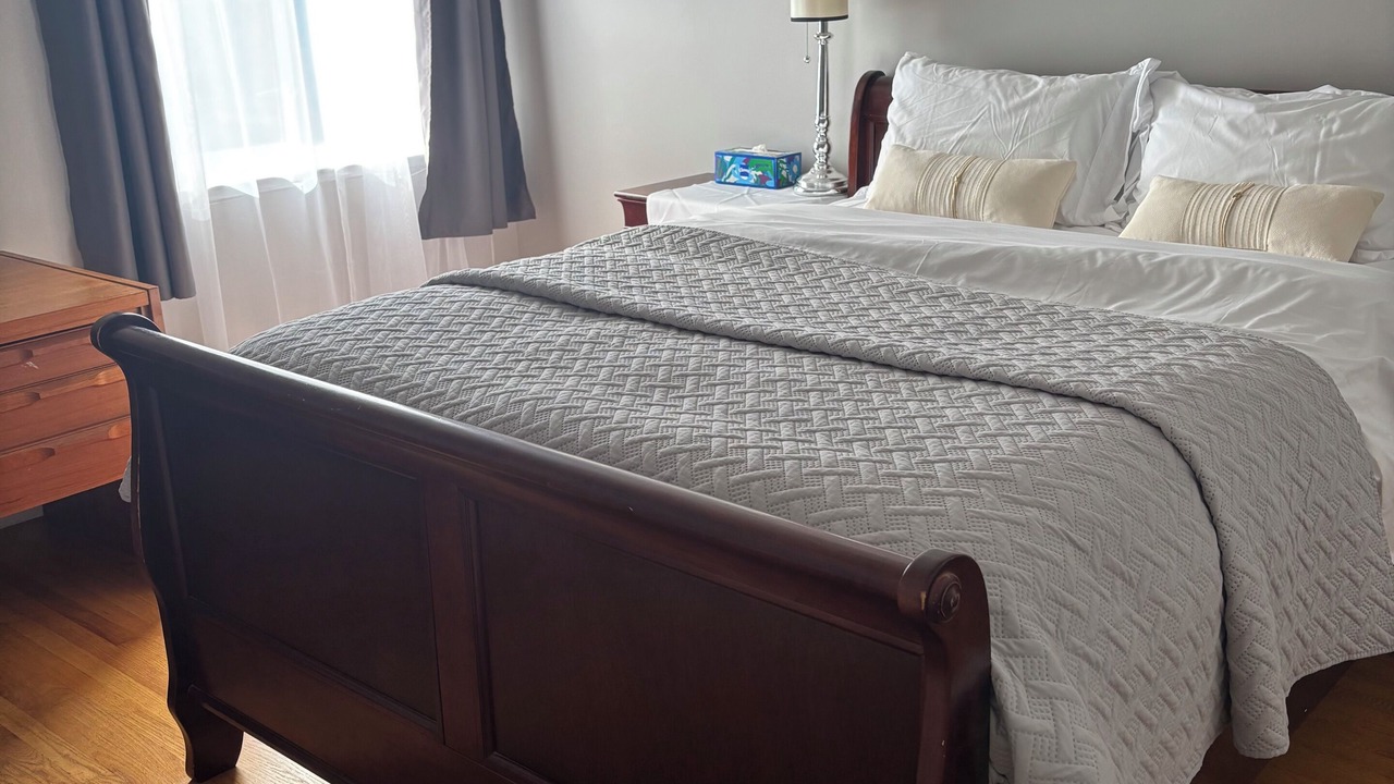 Photo of Bedroom in Outer Richmond