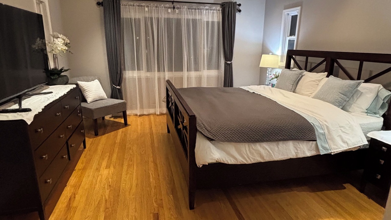 Photo of Bedroom in Outer Richmond