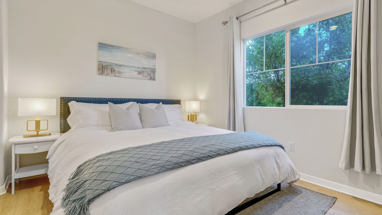 Photo of Bedroom in Harbor Gateway South