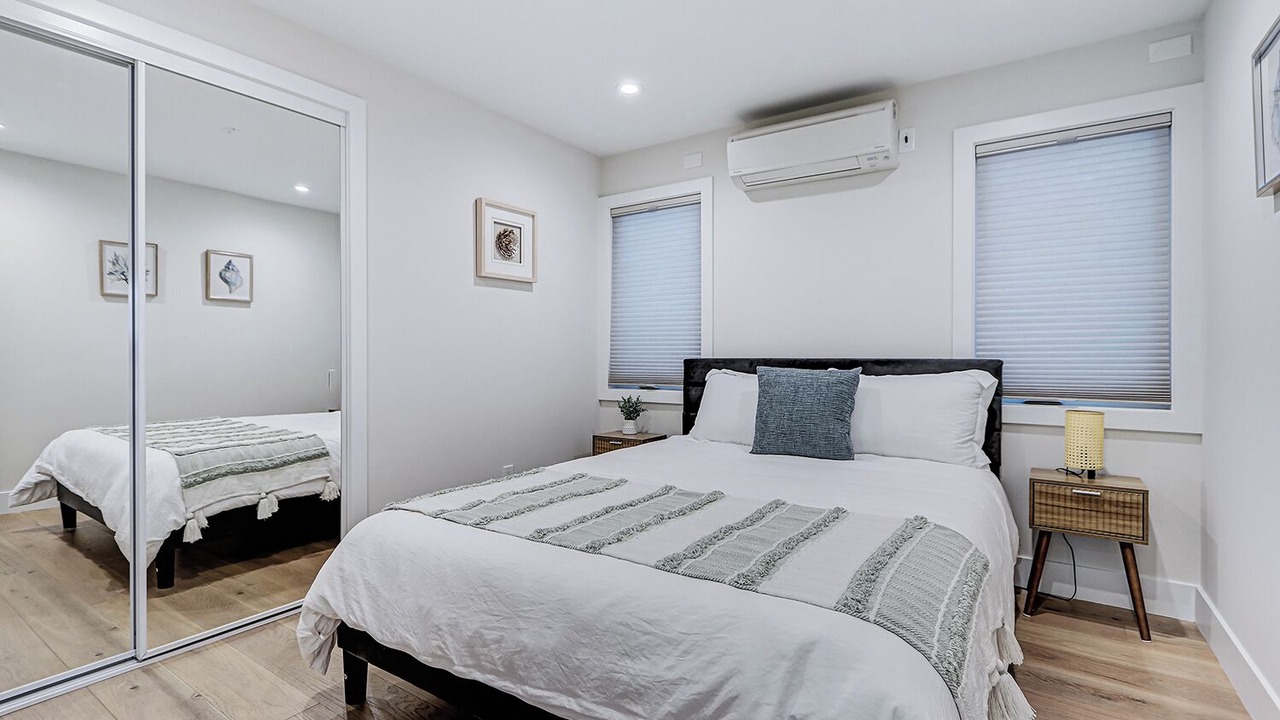 Photo of Bedroom in The Strand
