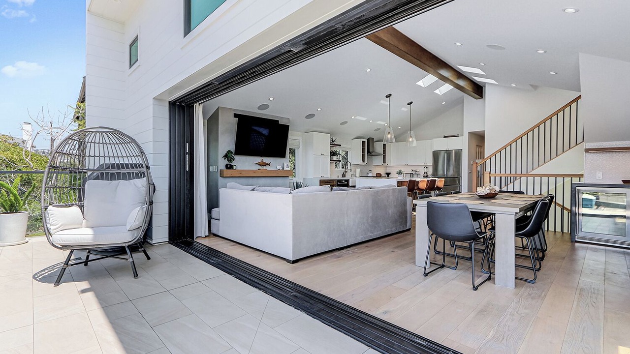 Photo of Livingroom in The Strand
