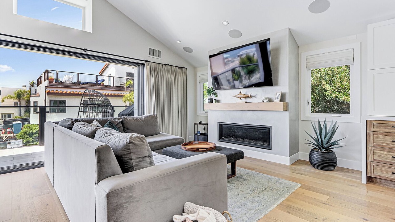 Photo of Livingroom in The Strand
