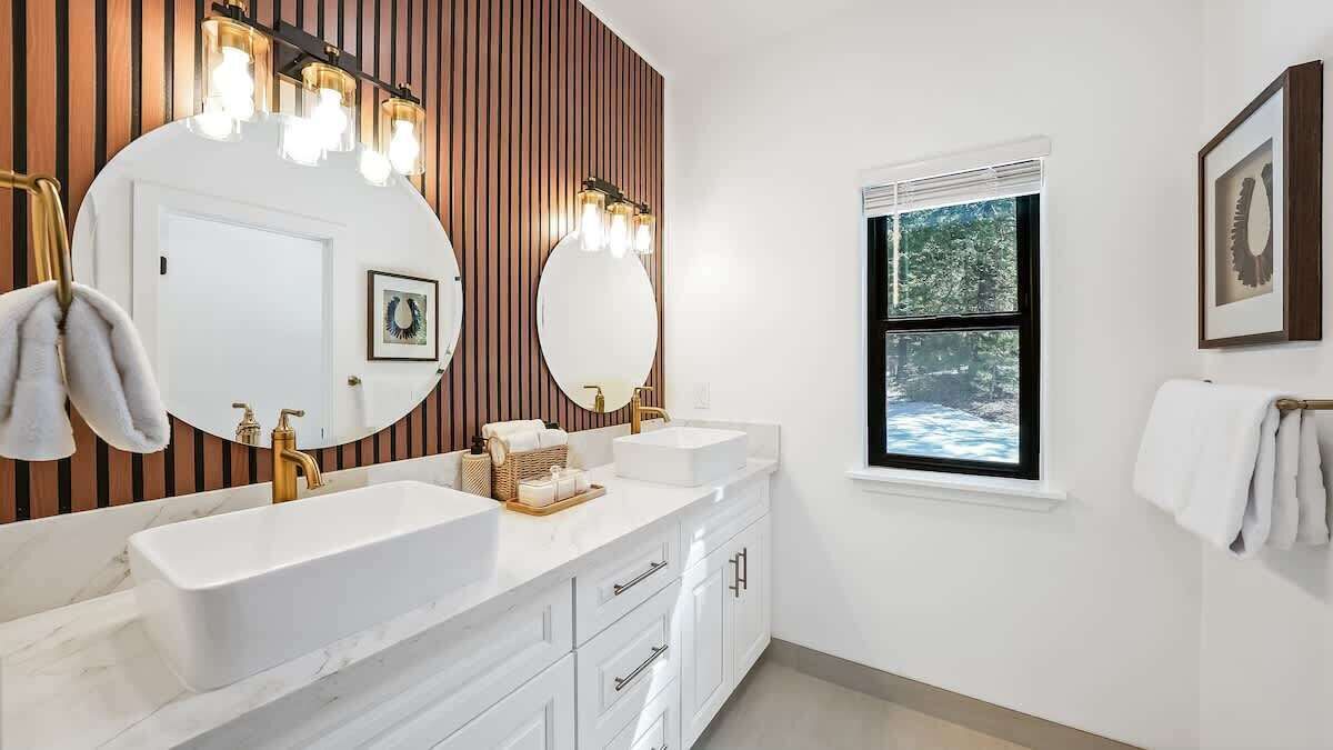 Photo of Bathroom in Shaver Lake