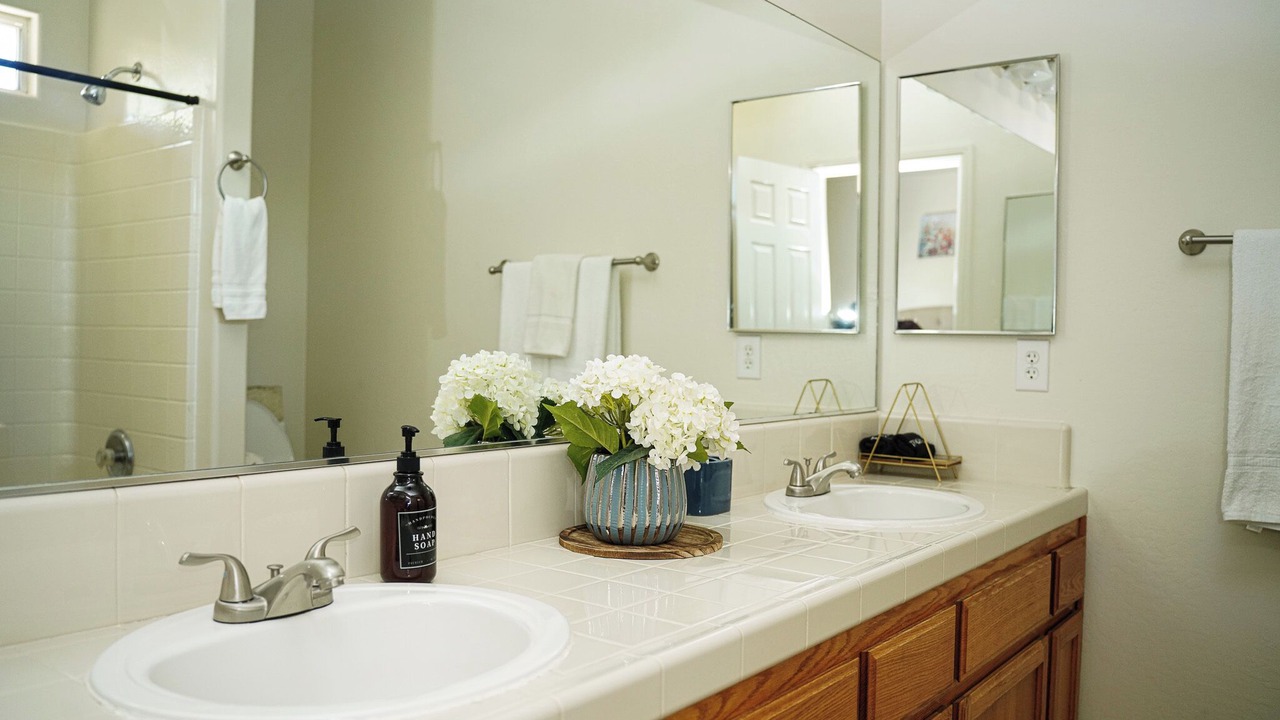 Photo of Bathroom in Pumpkin Center