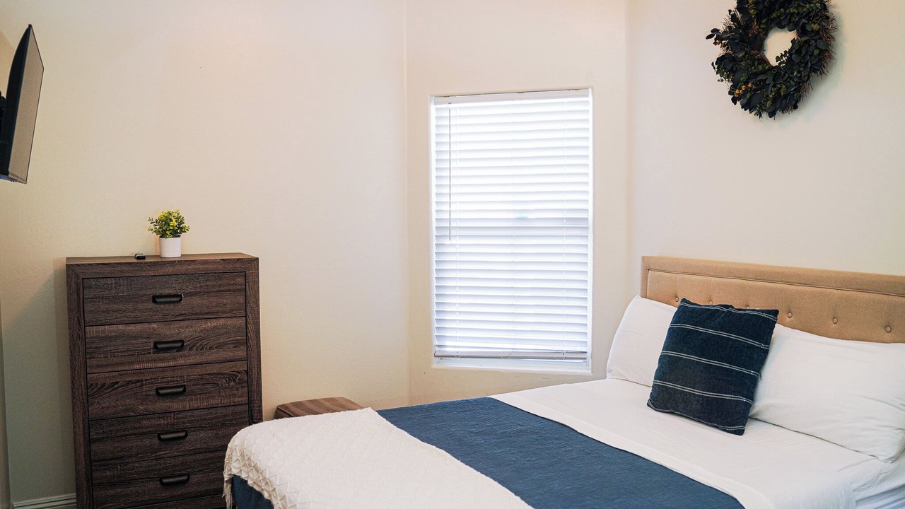 Photo of Bedroom in Pumpkin Center