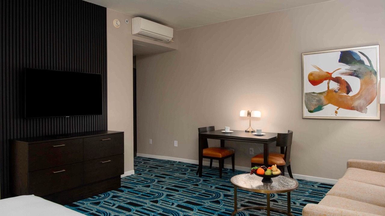 Photo of Livingroom in Lower Nob Hill