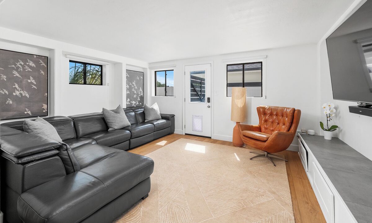 Photo of Livingroom in Roseville - Fleet Ridge