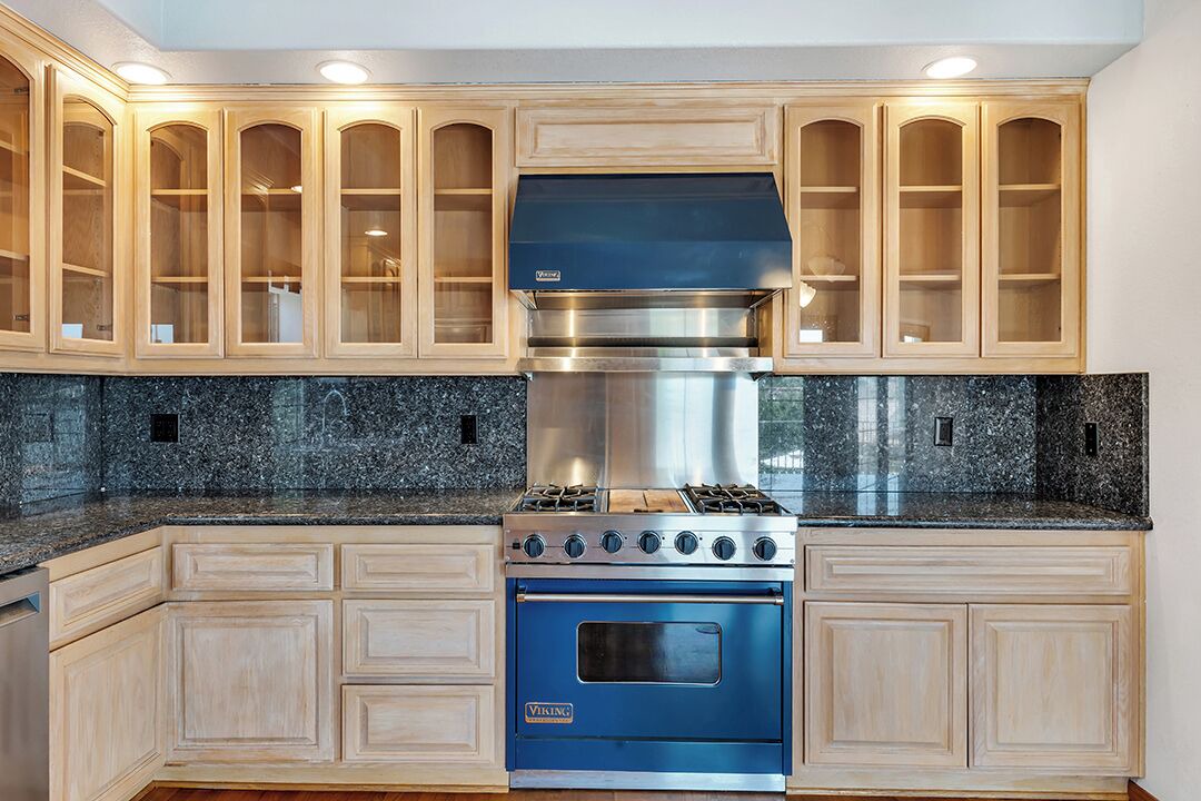 Photo of Kitchen in Canyon Lake