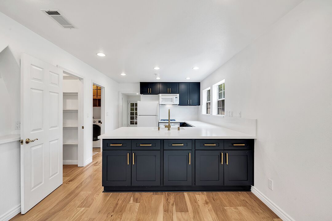 Photo of Kitchen in Canyon Lake