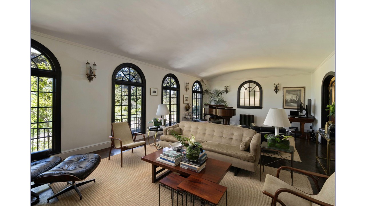 Photo of Livingroom in Fillmore District