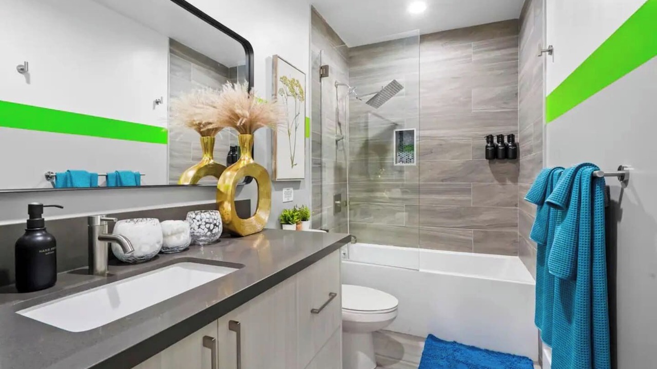 Photo of Bathroom in North Hollywood