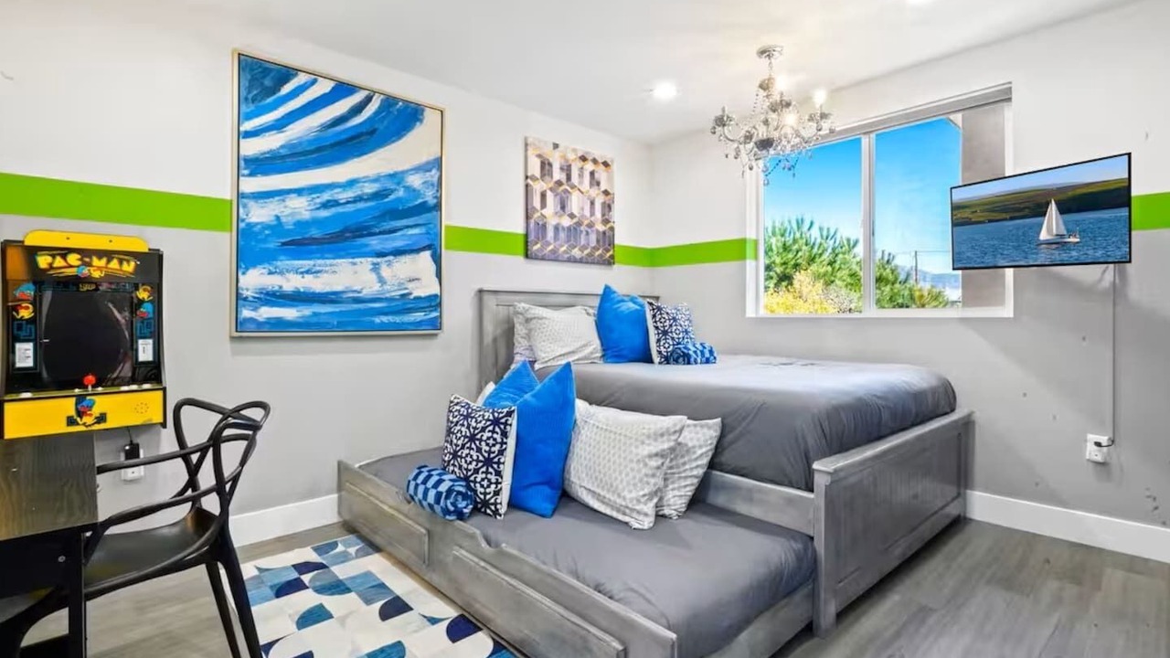 Photo of Bedroom in North Hollywood