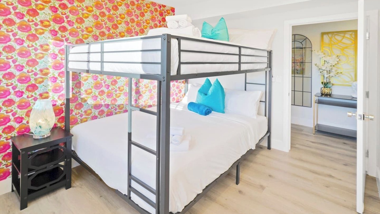 Photo of Bedroom in North Hollywood