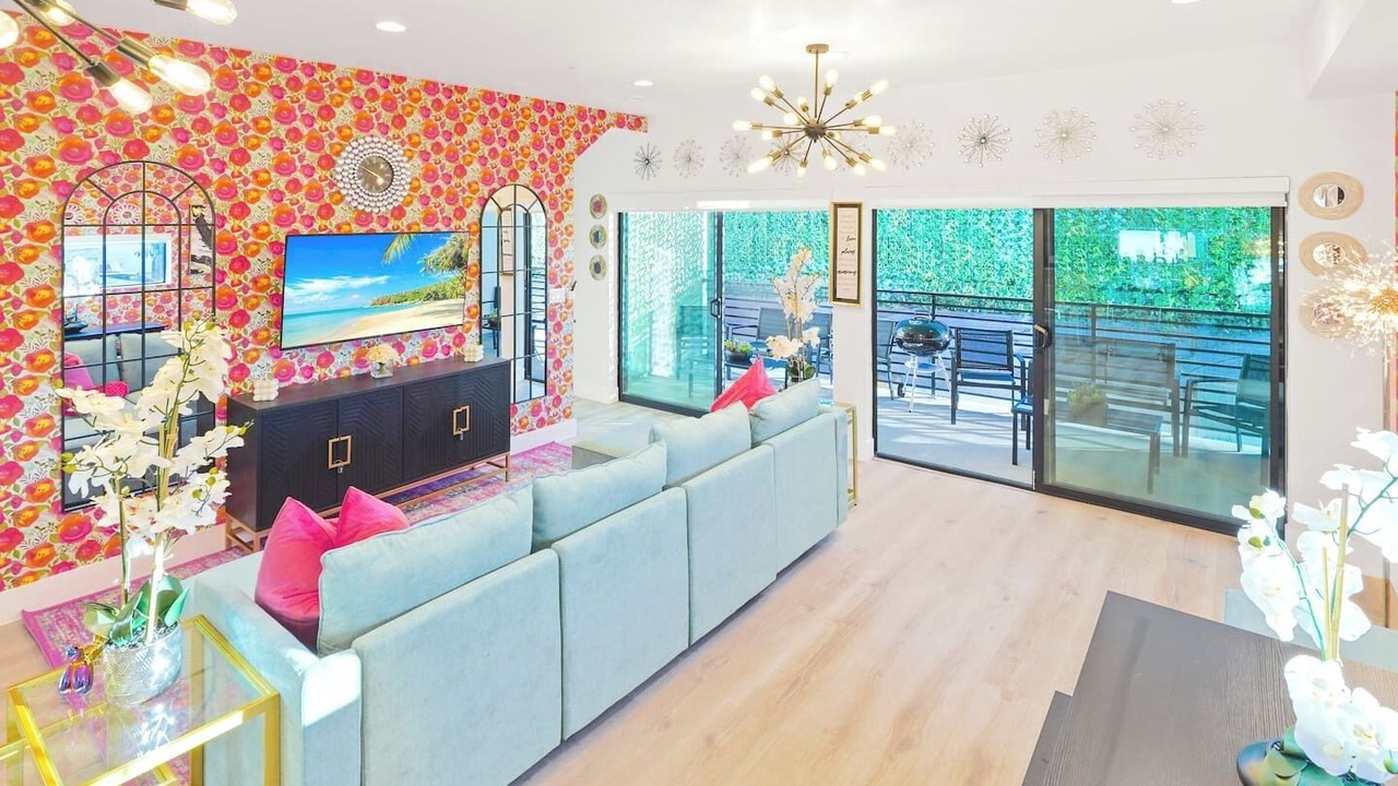 Photo of Livingroom in North Hollywood