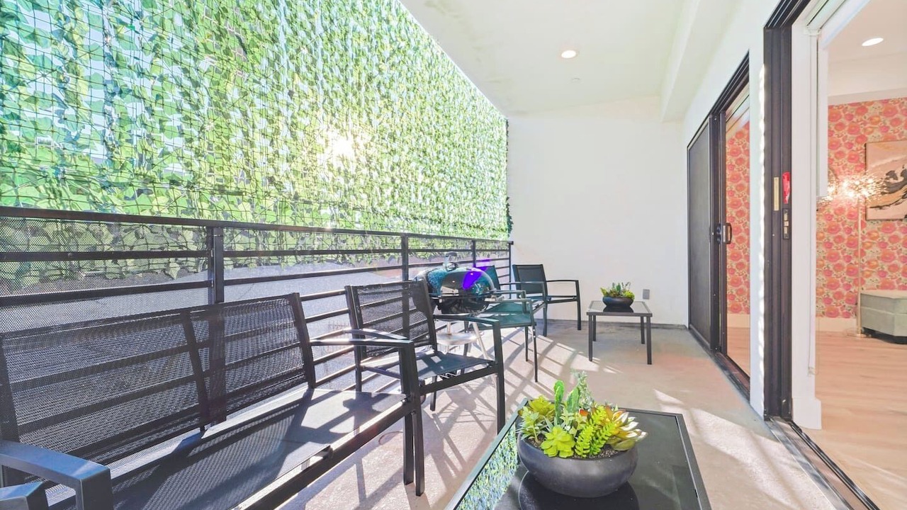 Photo of Outdoor in North Hollywood